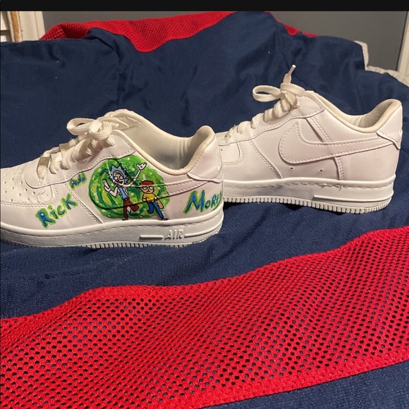 Size 8 custom Air Force ones - Picture 2 of 3